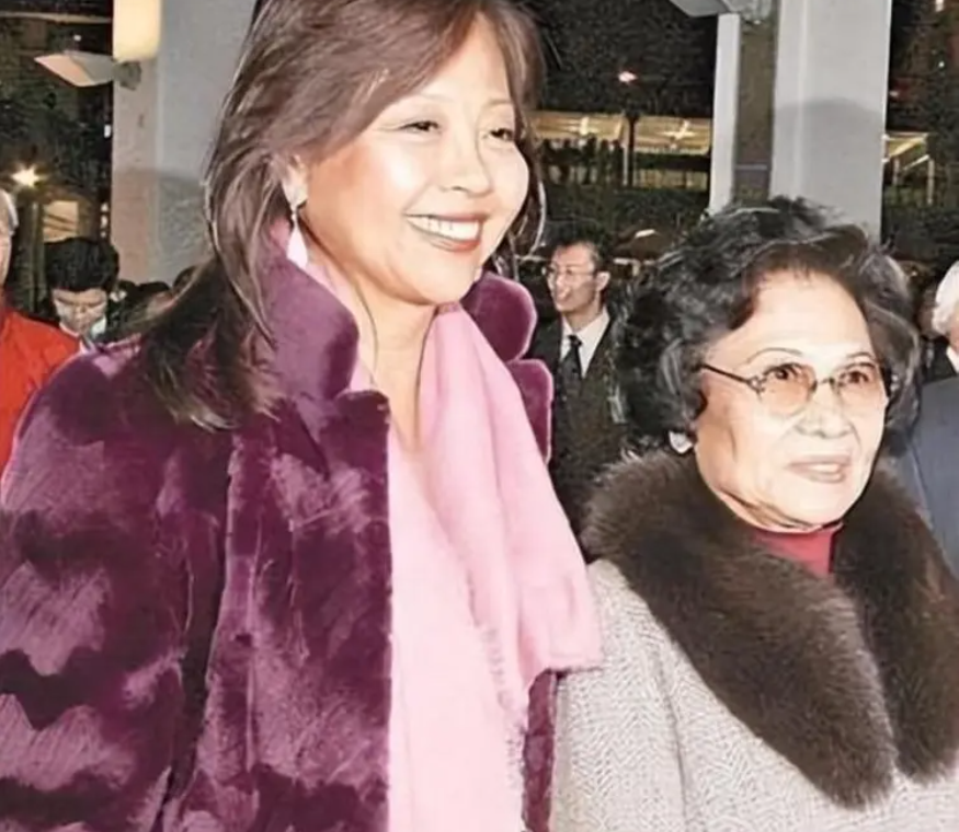 乐鱼体育app-张子强家人现状曝光：遗孀携20亿定居泰国，大儿子成了餐厅厨师