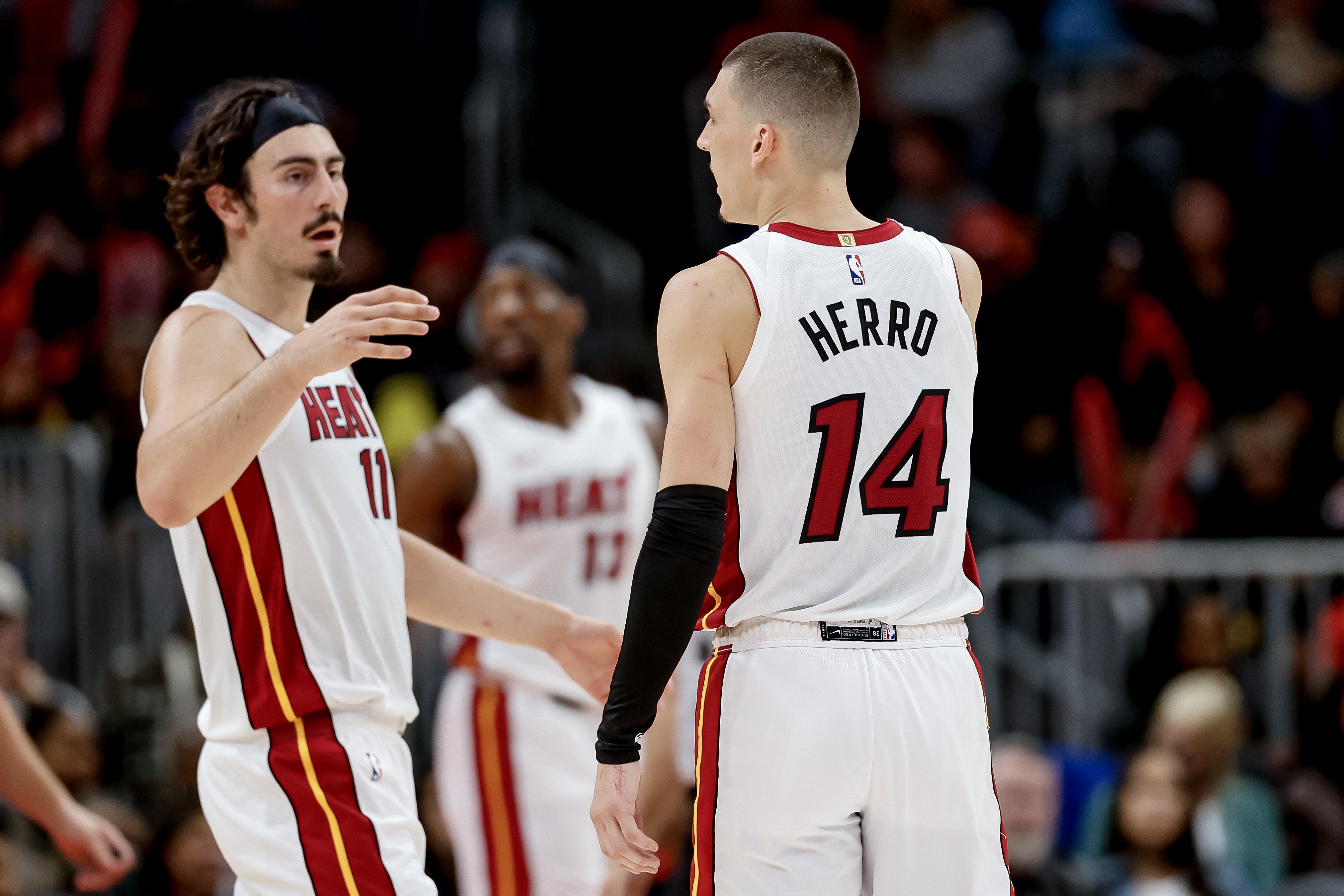 乐鱼体育app官网-NBA“返乡”大乱斗：东契奇弗拉格聚首 詹欧合体 马刺&amp;雷霆太炸裂